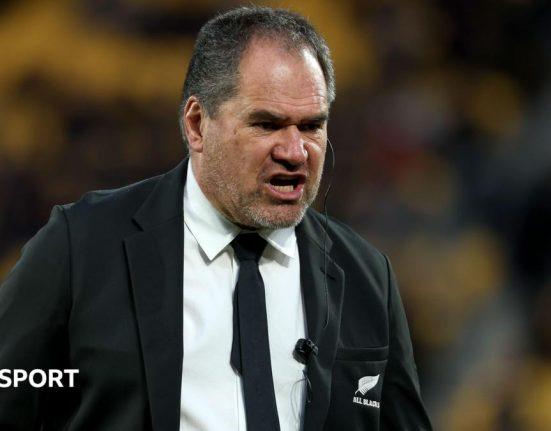 New Zealand v Ireland: Andy Farrell's side 'will genuinely believe they can beat us' - Rennie